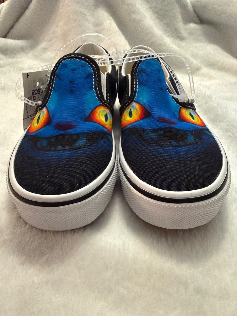 Vans Classic Slip-On KPop Demon Hunters Derpy Tiger Shoes Size 13 Kids *READ* - Picture 7 of 8